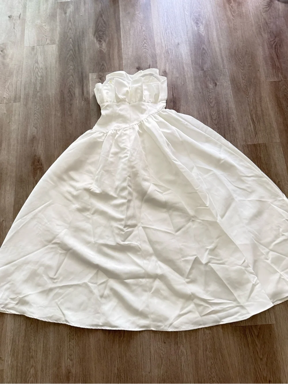 elliatt laurel white satin ruffle bust strapless bridal maxi gown dress small